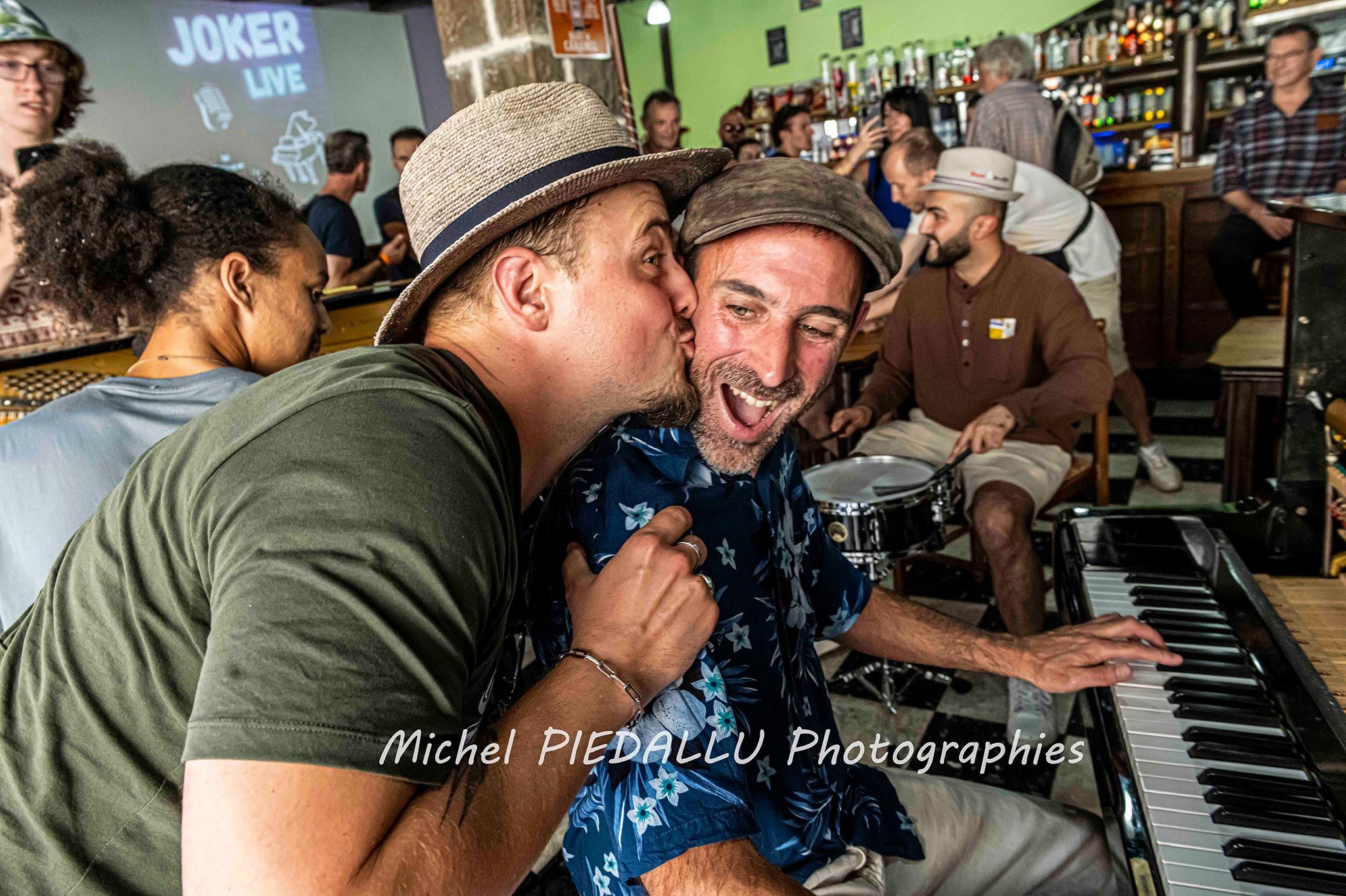 Ambiance dans les bars